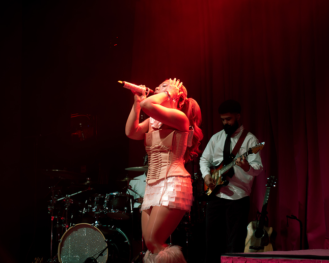Thuy Concert 1